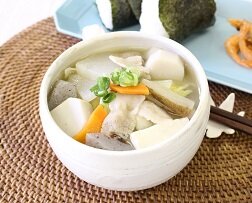 野菜たっぷり宮城のいも煮（とん汁）