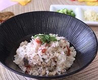 さば缶と梅の炊き込みご飯