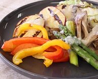 塩麹ドレッシングのホットサラダ