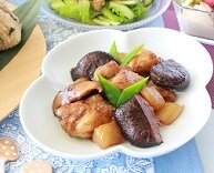 鶏手羽と乾しいたけの黒酢煮