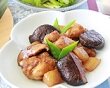 鶏手羽と乾しいたけの黒酢煮