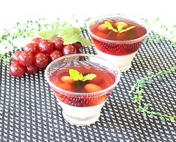 ぶどうとヨーグルトのゼリー